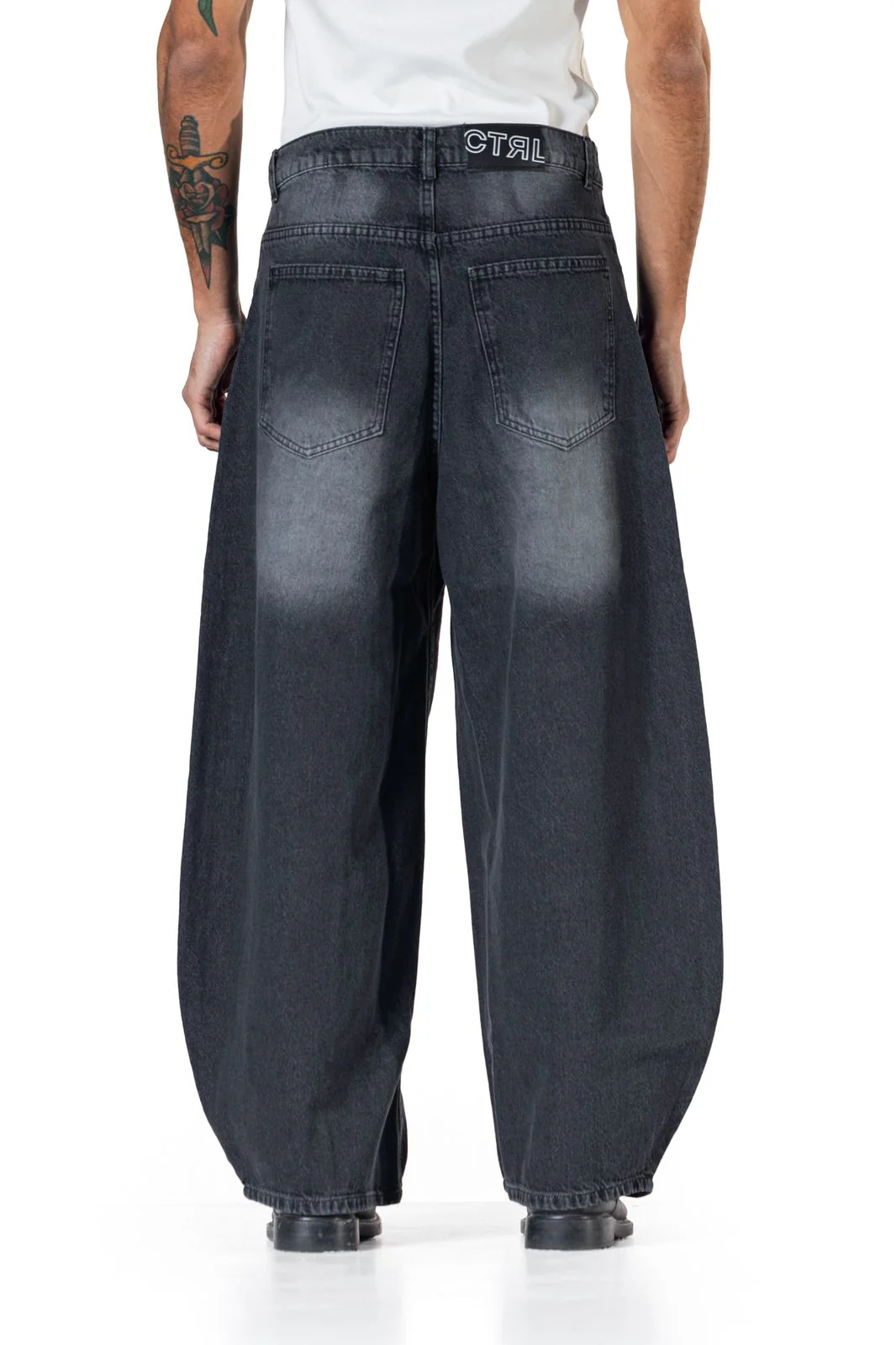 Baggy Fit - Black Washed Denim - Image 6