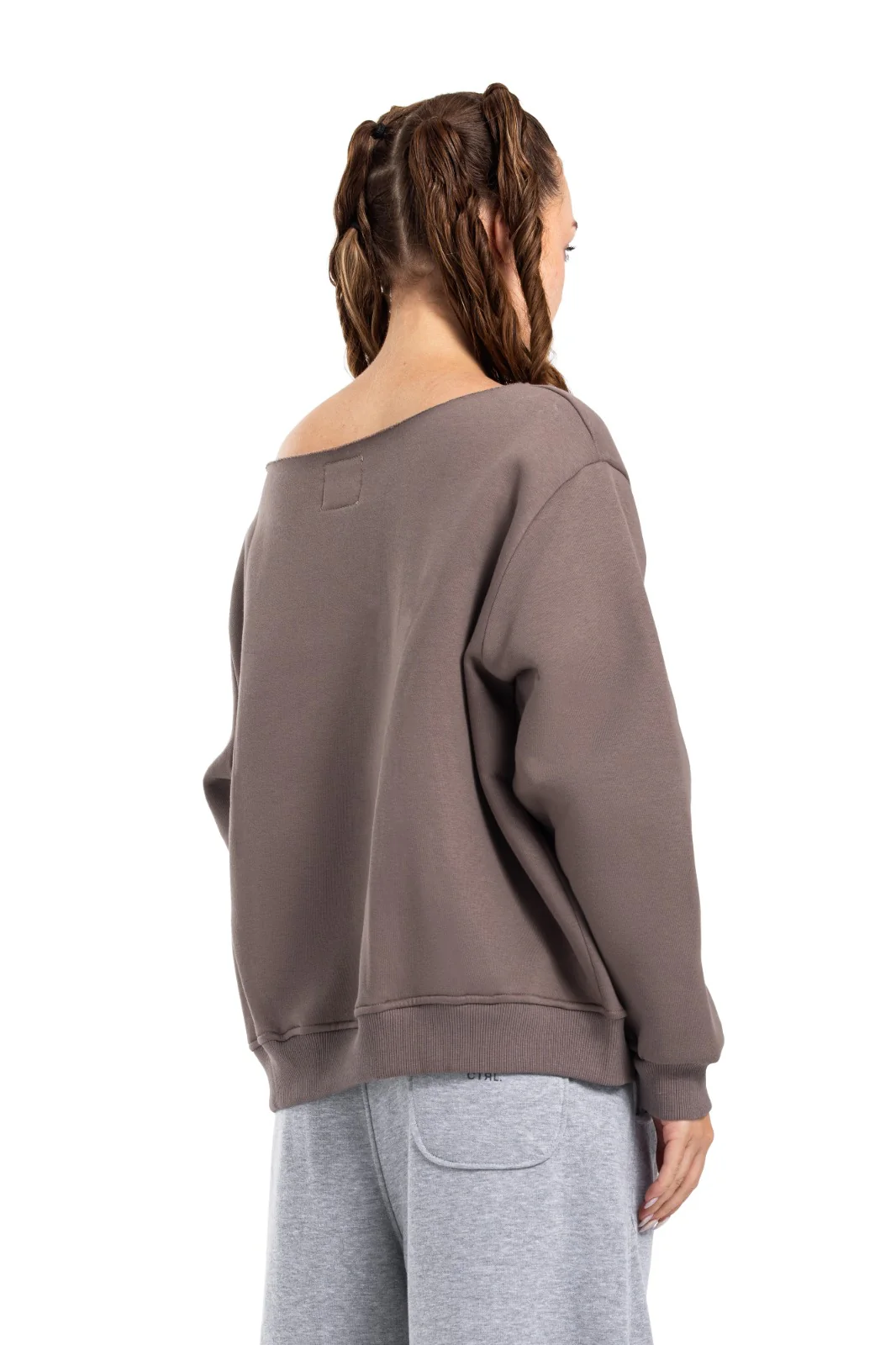 Initials Off-Shoulder Sweatshirt - Image 8